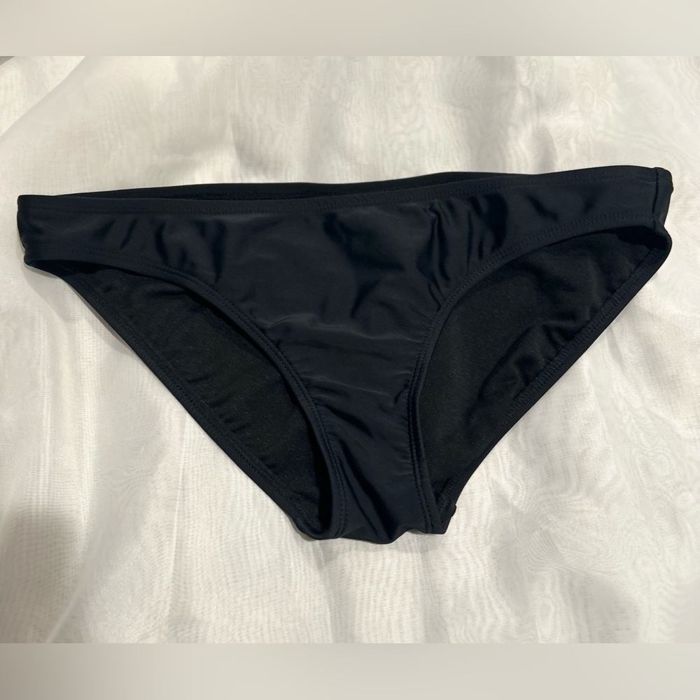 Xhilaration medium black bikini bottom - used good condition